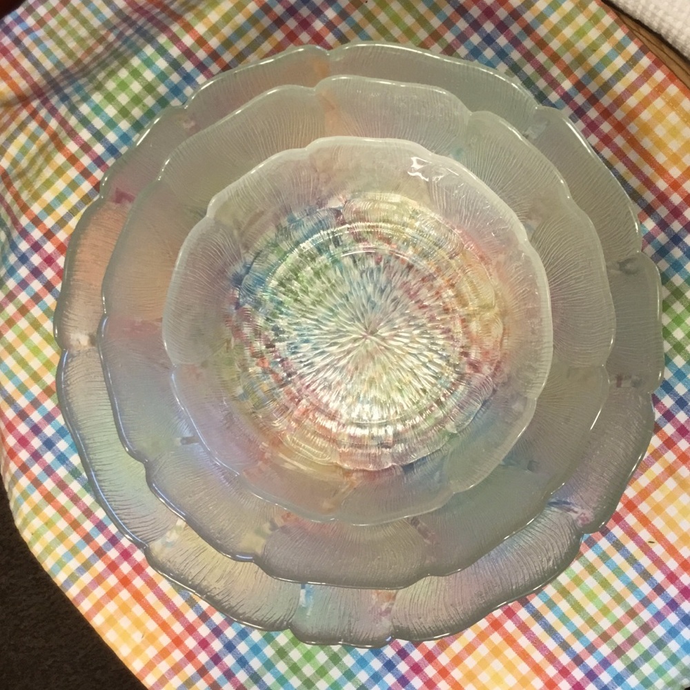 3 VTG ARCOROC France 10.5” 9” 7” Nesting Bowls Fleur Flower Embossed Clear Glass